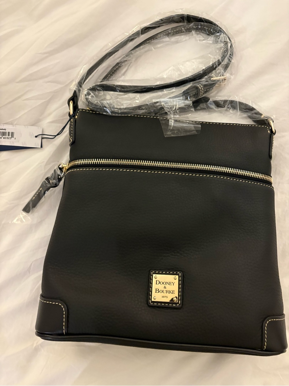 Dooney & Bourke Black Leather Zip Crossbody with Gold Hardware BNWT.